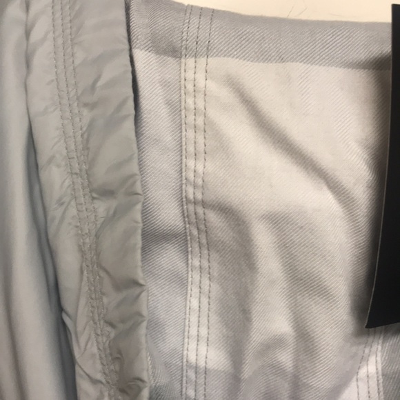 Under Armour Athletic/Athleisure L/S Shirt, NWT! - Picture 7 of 9